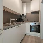 2 Bedroom In דירה